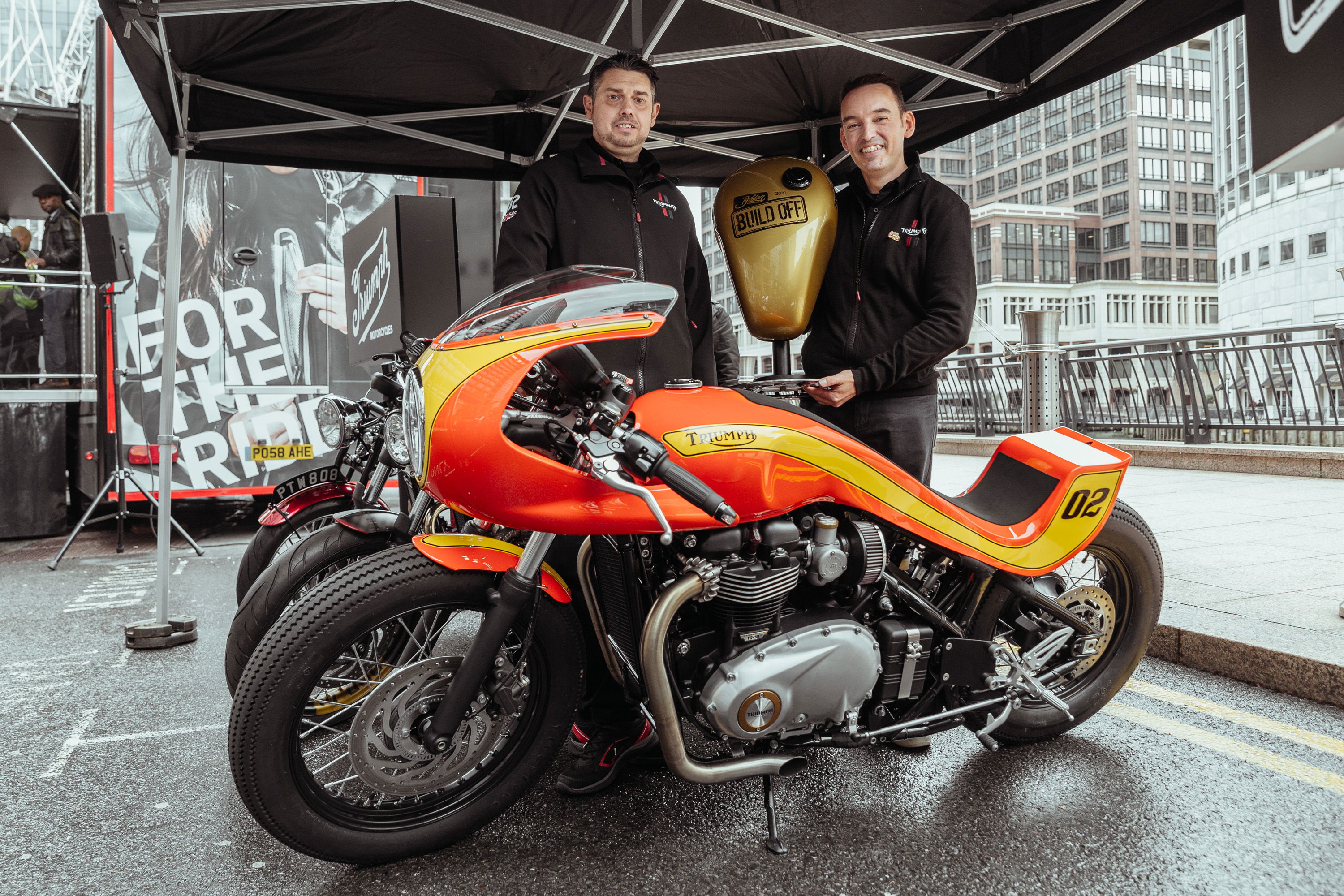 Triumph bobber fairing discount
